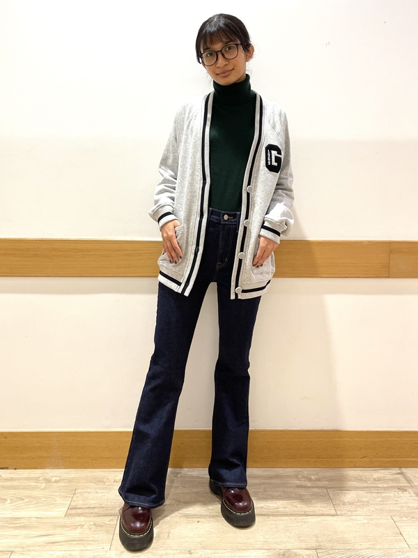 GAP スウェット　ブラックカーディガン おすすめ☆スウェットカーディガンのスタイリング | Gap公式