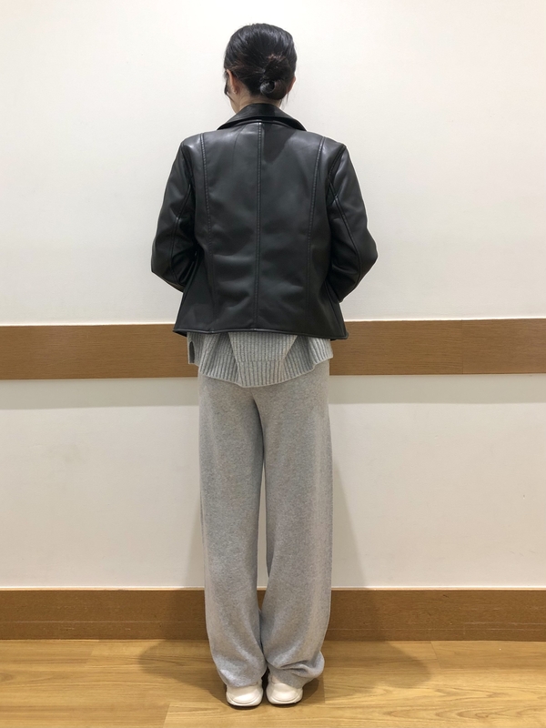 生まれのブランドで セーターのセットアップ風 | Ayu ジャケット・アウター