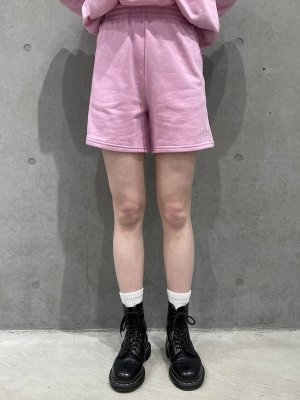 ピンク×セットアップ】のスタイリング | Gap公式オンラインストア