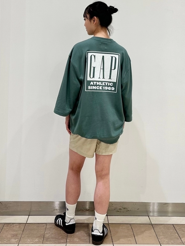 GAP スウェット上下 セットアップ グリーン Gap スウェット セットアップ 緑 トレーナー 短パン 親しい
