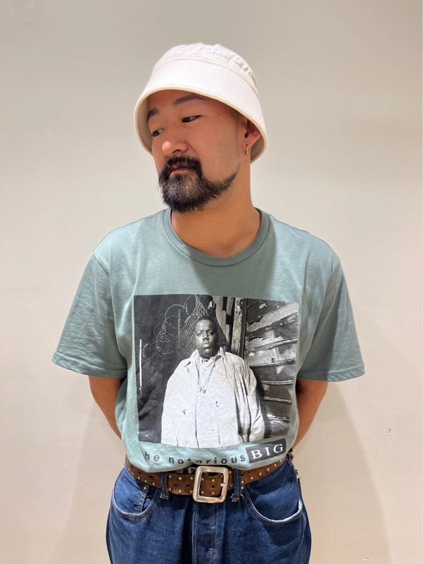 人気のアーティストTシャツのご案内