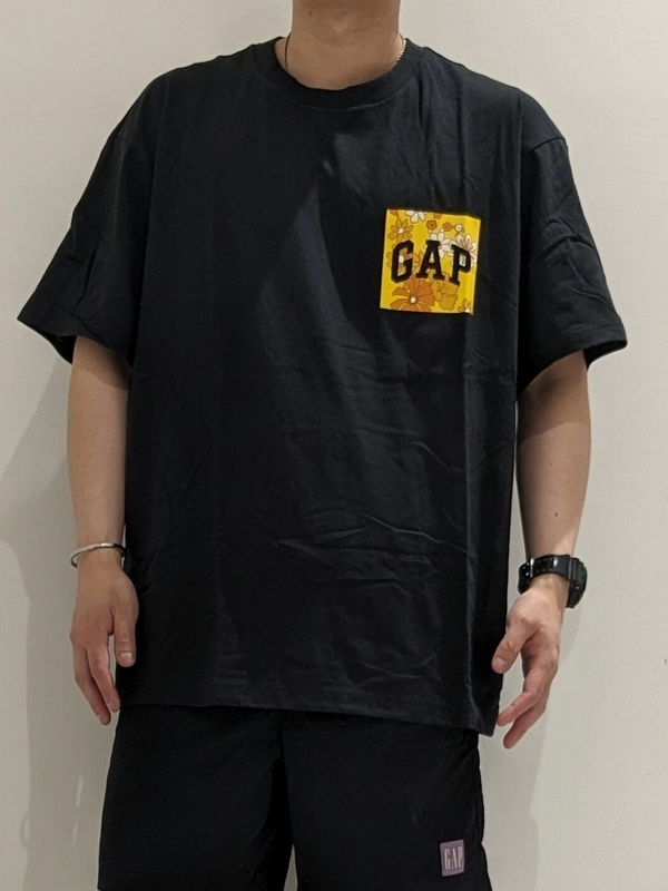 ロゴTシャツコーデ