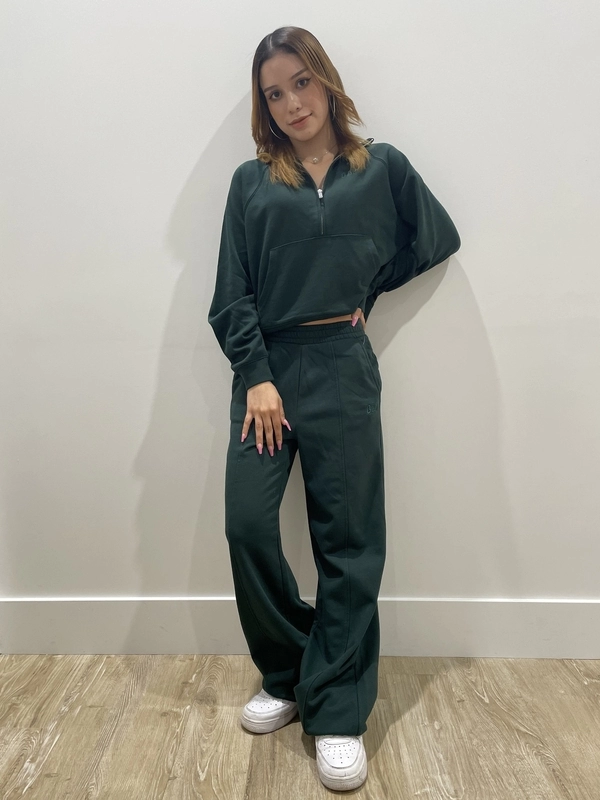 GAP スウェット上下 セットアップ グリーン スウェットセットアップ☆のスタイリング | Gap公式オンラインストア