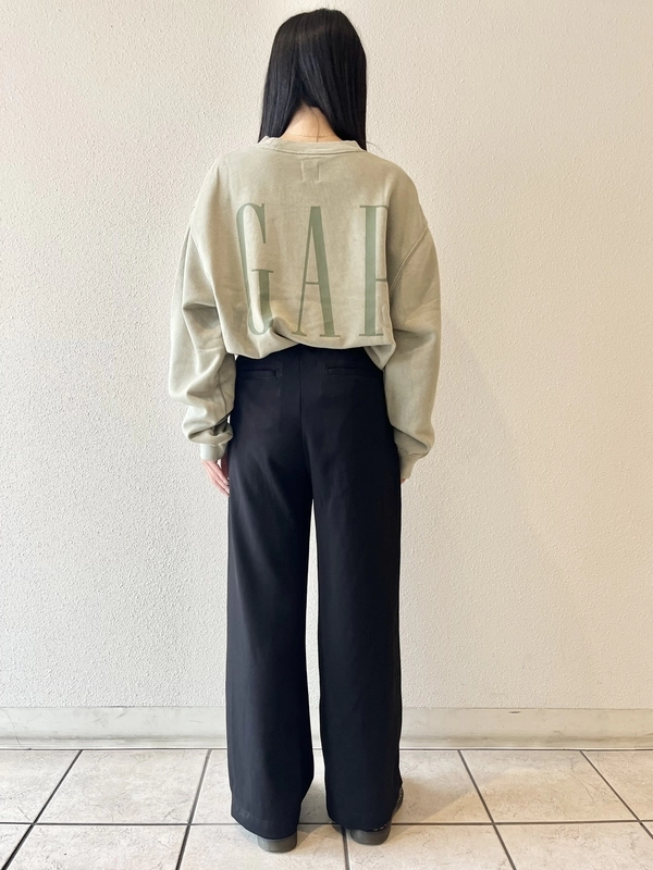 くすみカラーが可愛い♡ミニロゴスウェット入荷!