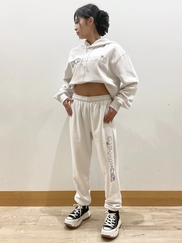 だいにぐるーぷ スウェット セットアップL 大人気】スウェットセットアップのスタイリング | Gap公式