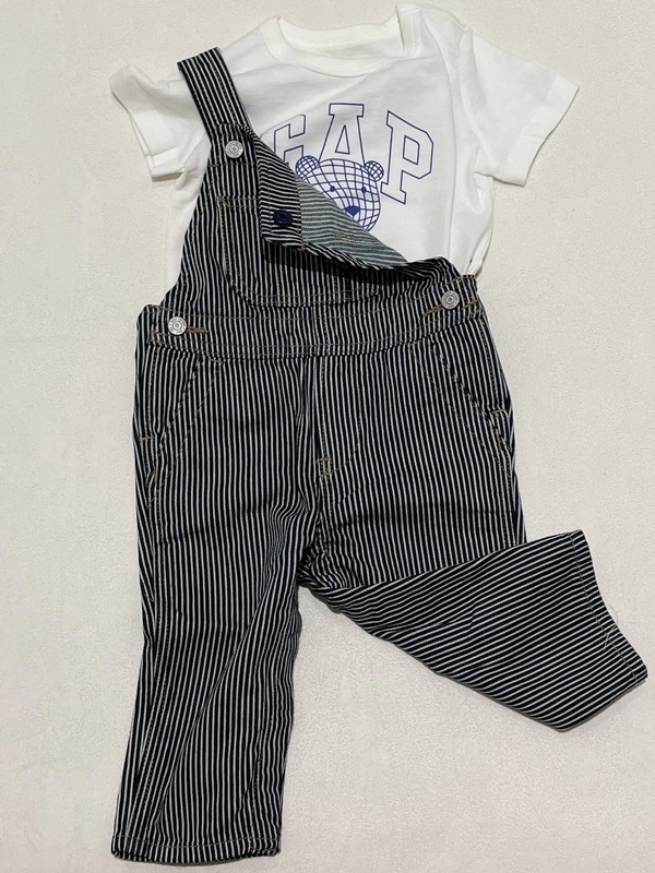 シンプルがかっこいいコーデ