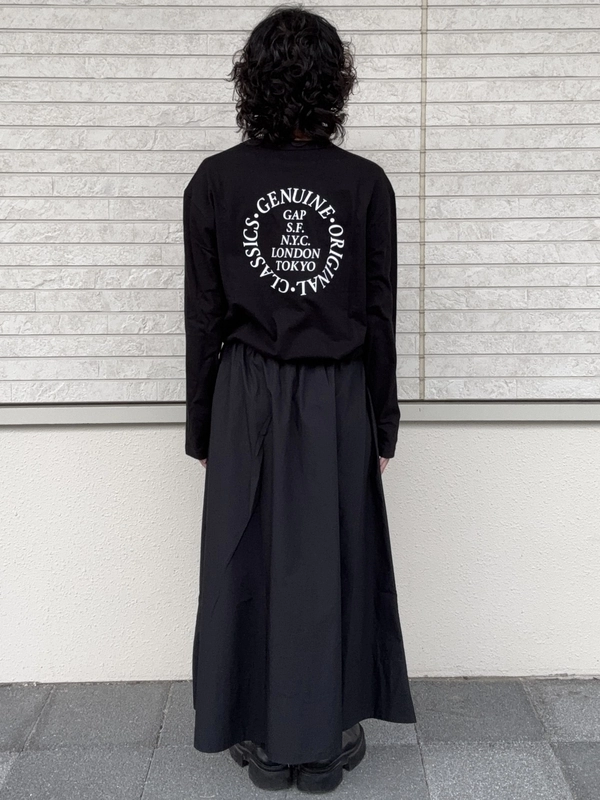 オールブラックコーデ