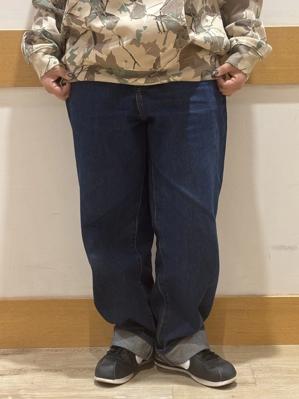 GAPアーチロゴパーカーコーデ