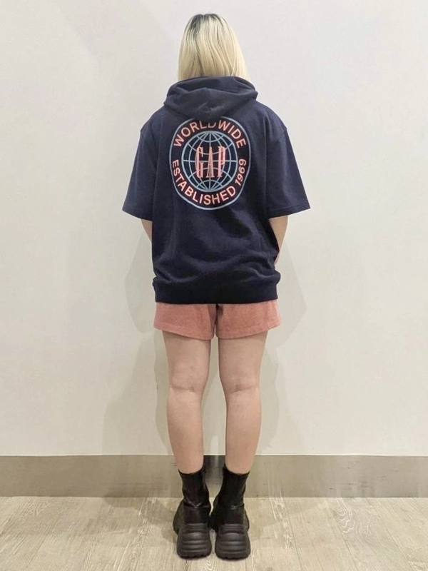 元気いっぱい半袖パーカーコーデ！