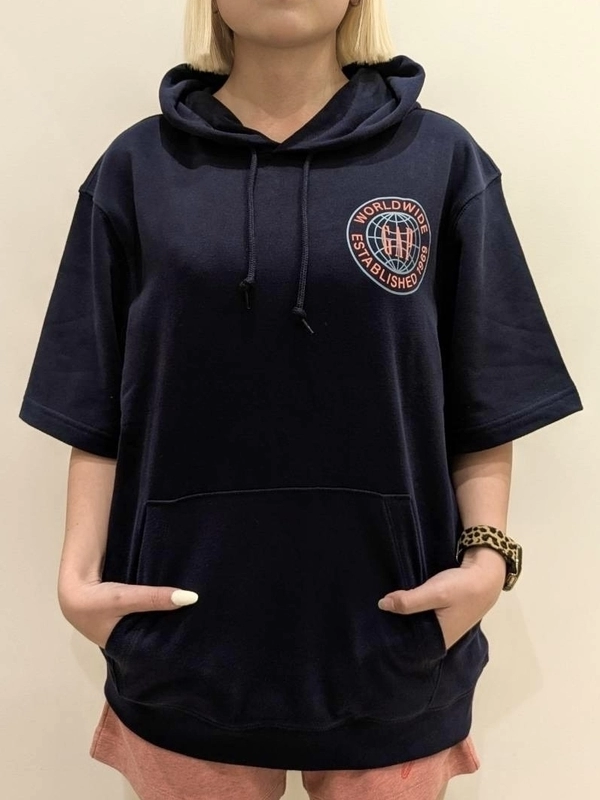 元気いっぱい半袖パーカーコーデ！