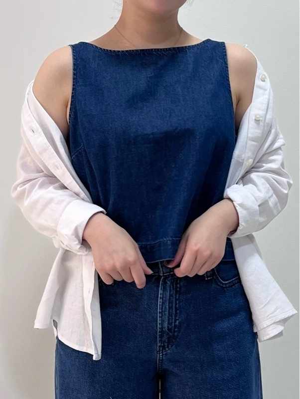 グラデーションデニムでセットアップ風