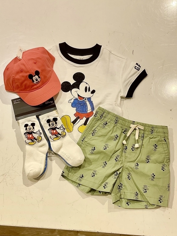 ベビーギャップのディズニーコレクション新作入荷いたしました♪