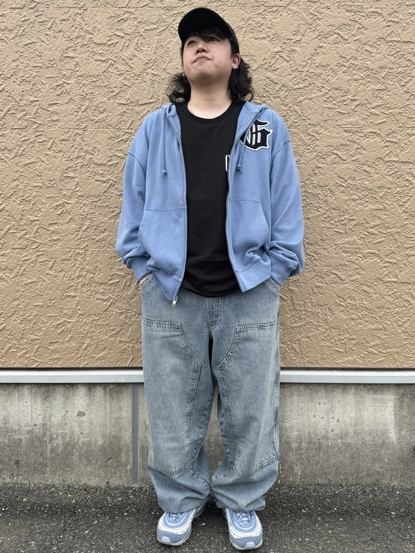 【大人気】ジップパーカー