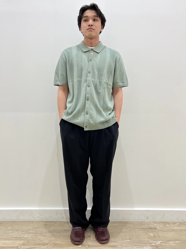 一枚で決まる!ニットシャツ