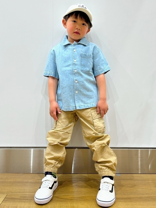 新学期コーデ【gapロゴキャップ×シャンブレーシャツ】
