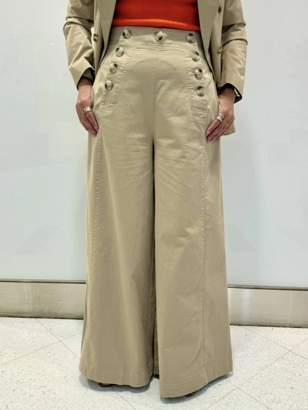 春のおしゃれは『魅せるパンツ』で決まり！