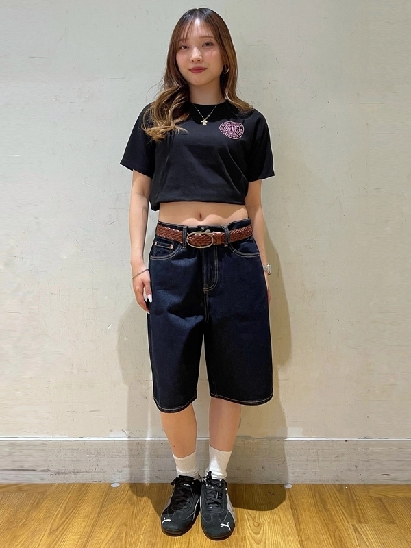 日本未入荷【Aakasha ツイストバギー リネンショートパンツ】 新色】バギーショートパンツのスタイリング | Gap公式オンライン
