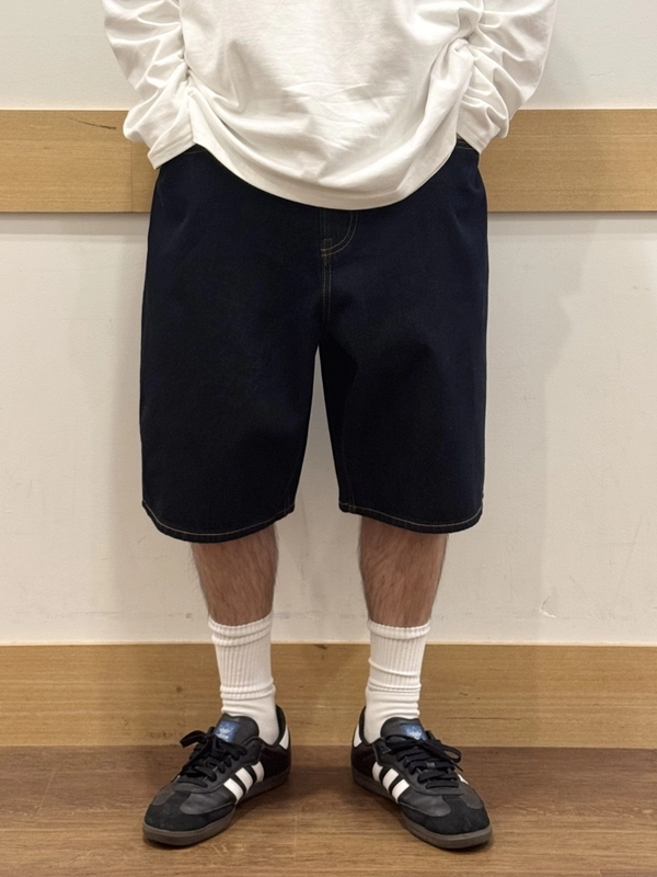 パンツ GAP baggy jorts バギーショーツ】のスタイリング | Gap公式オンラインストア