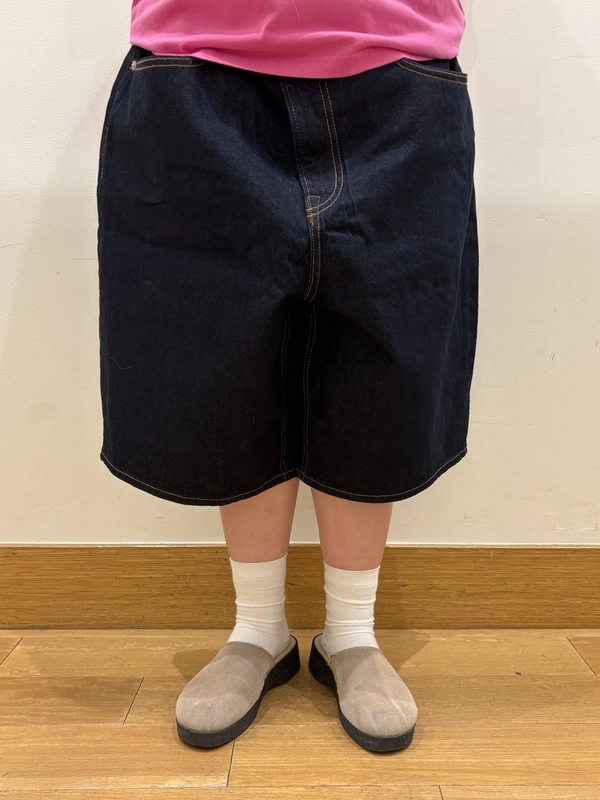 大人気！メンズのデニムショーツ