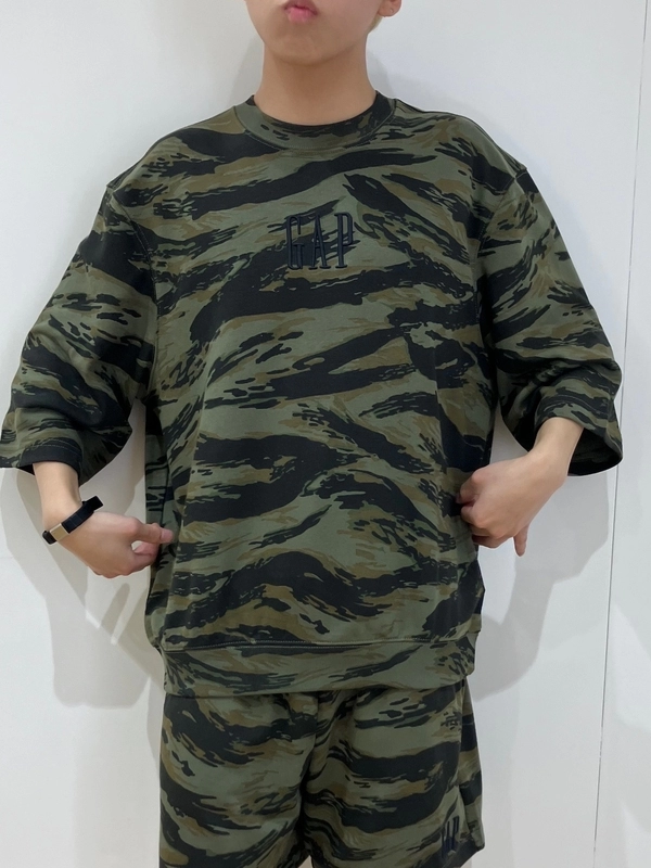 セットアップ　カモ柄