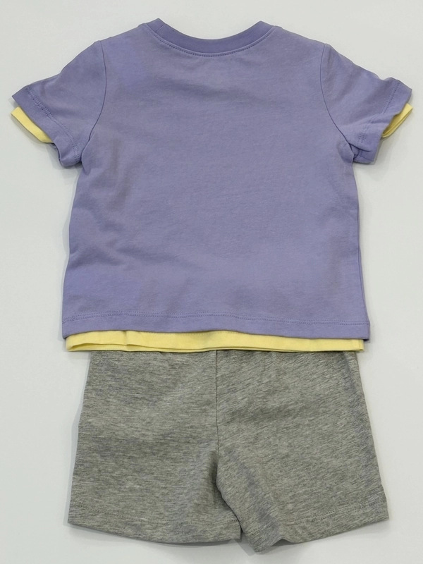 ペールカラーコーデ