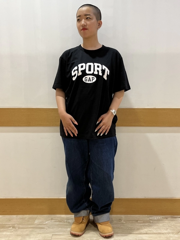 GAP SPORT Tee コーデ