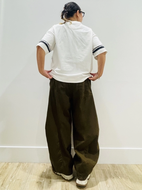 ⭐︎Tシャツ×人気バレルパンツ⭐︎コーデ