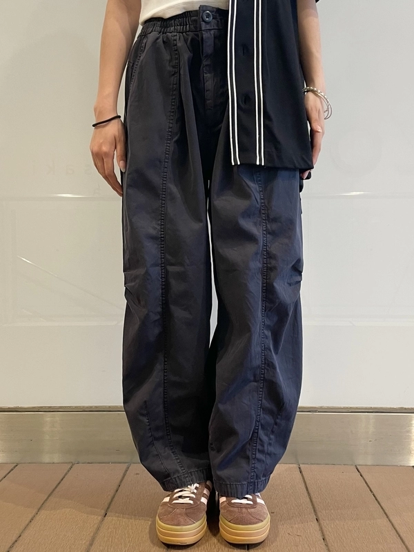 【大人気】バレルパンツコーデ