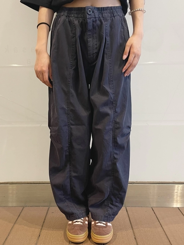 【大人気】バレルパンツコーデ