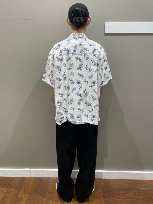 半袖シャツ