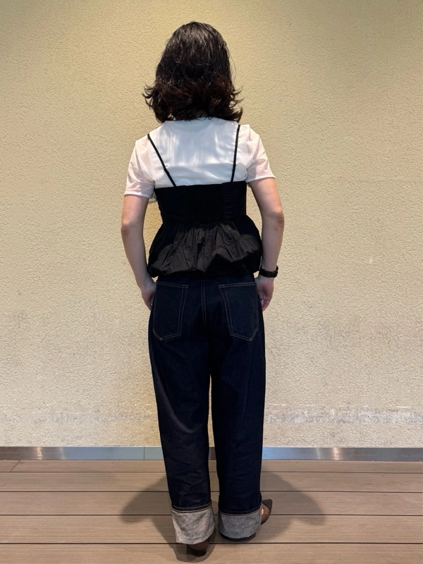 【フェミニンを大人ならではの着こなしで♫】