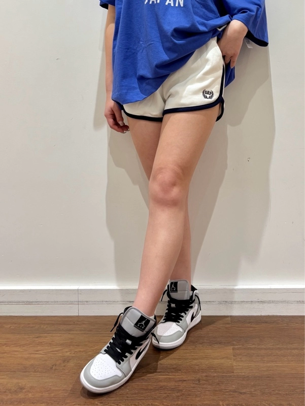 『30th記念Tシャツdeオーバーサイズな着こなし』
