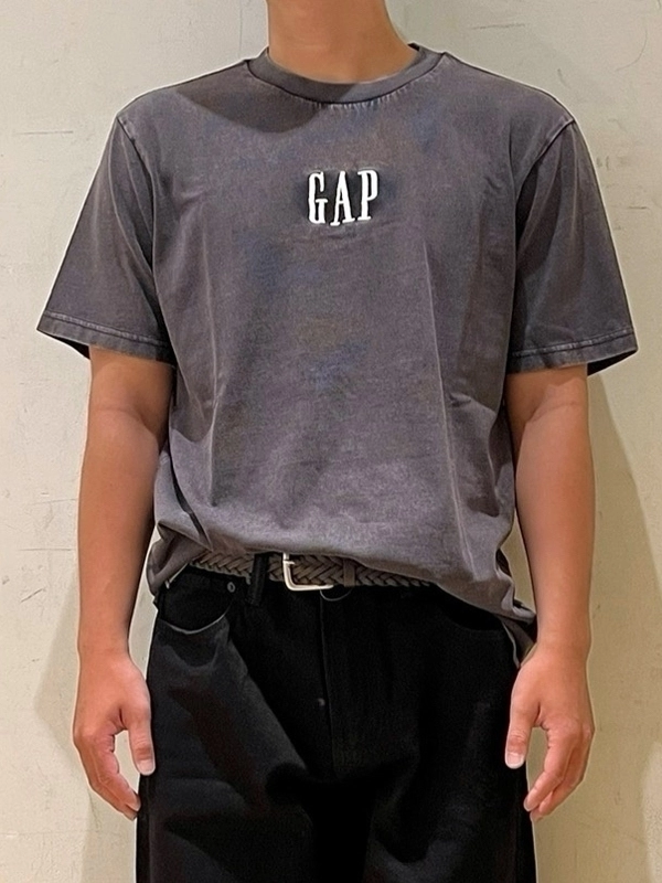 ヴィンテージ風ロゴTシャツ