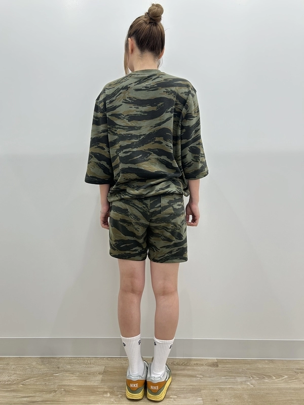 迷彩セットアップ