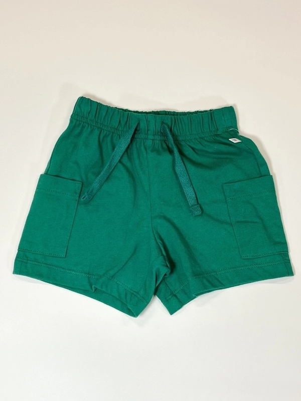 さめTシャツコーデ