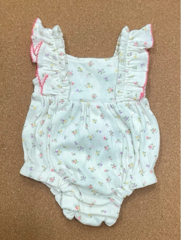 ラッフルフリルがかわいい♡バブルショートオール