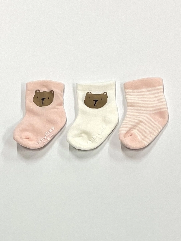 ピンクがかわいい　くまさんコーデ