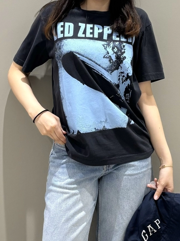 《レッド・ツェッペリン》