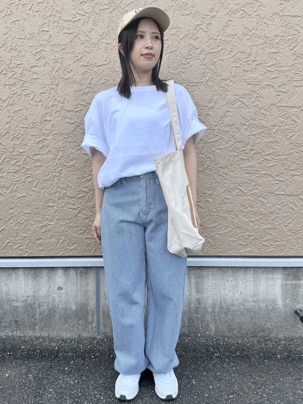 クロップドTシャツ