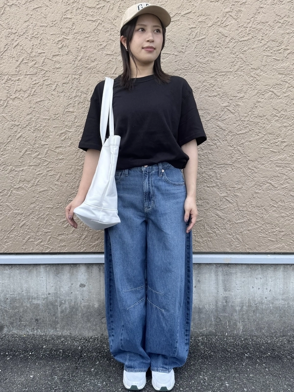 クロップドTシャツ