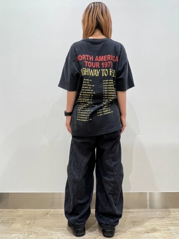 ミュージックTシャツ【AC／DC】