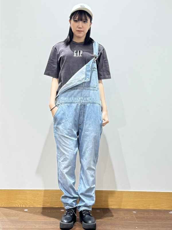 ロゴTシャツ