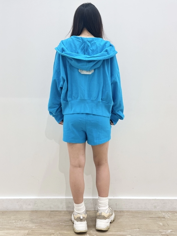 バックプリントあり！セットアップ