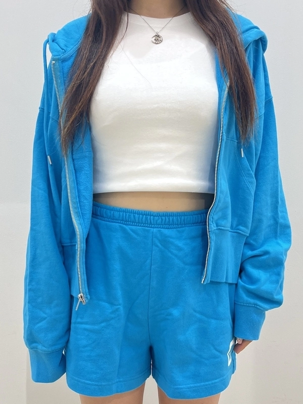 バックプリントあり！セットアップ