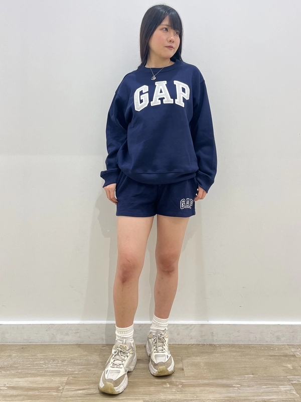 GAPロゴ⭐︎セットアップ風