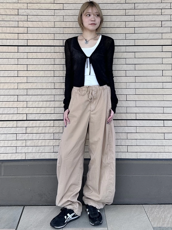【大人気】ミッドライズバレルパラシュートパンツ