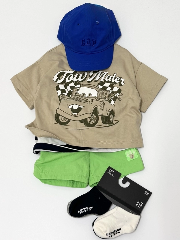 カーズTシャツ