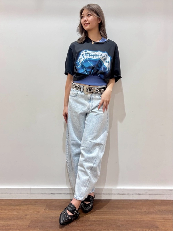 『メタリカミュージックTシャツdeデニムコーデ』