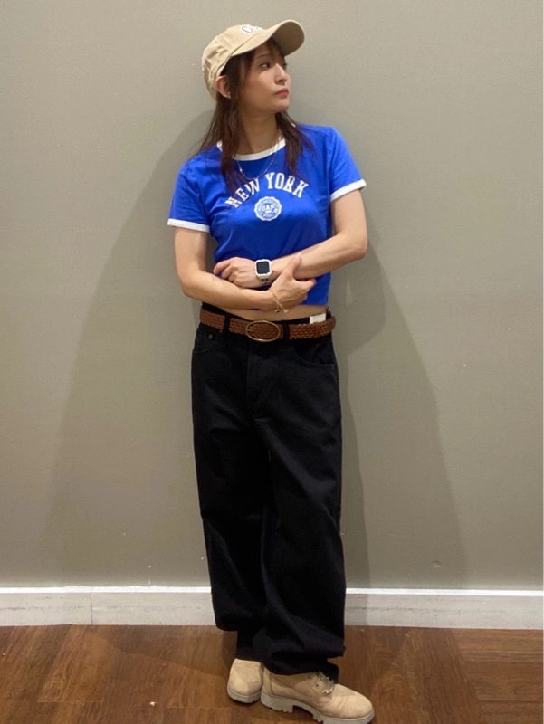 クロップド丈Tシャツコーデ