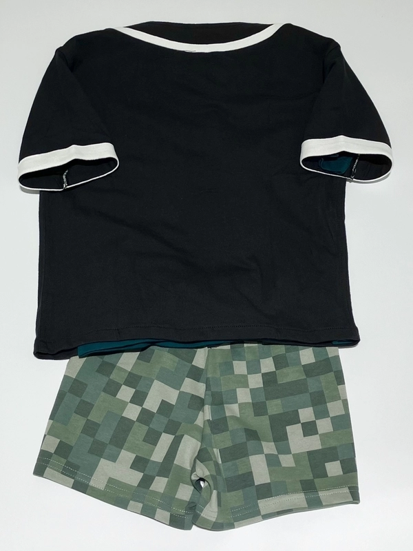 ベースボールジャージーコーデ